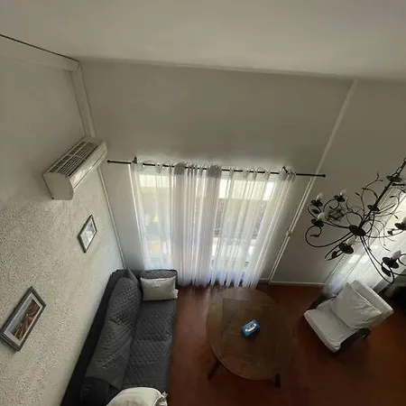 ¶ Duplex, Sur Le Port Avec Climatisation